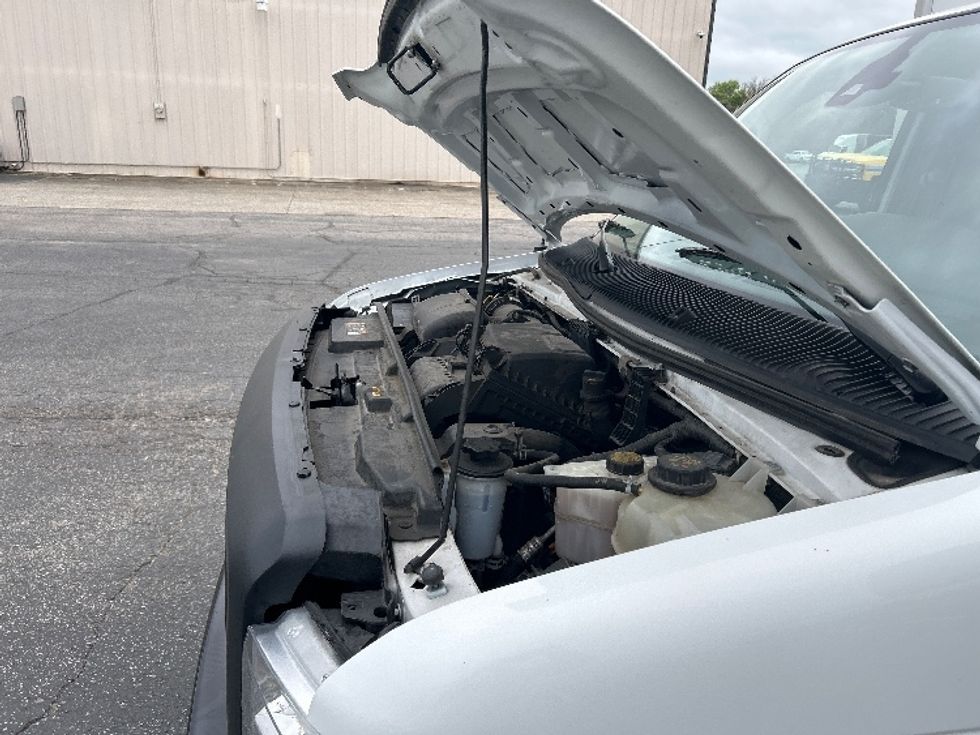 Light Duty Box Truck-Light and Medium Duty Trucks-Ford-2021-E350-Murfreesboro-TN-101,198\n\t\tmiles-$ 29,000 - Image 23