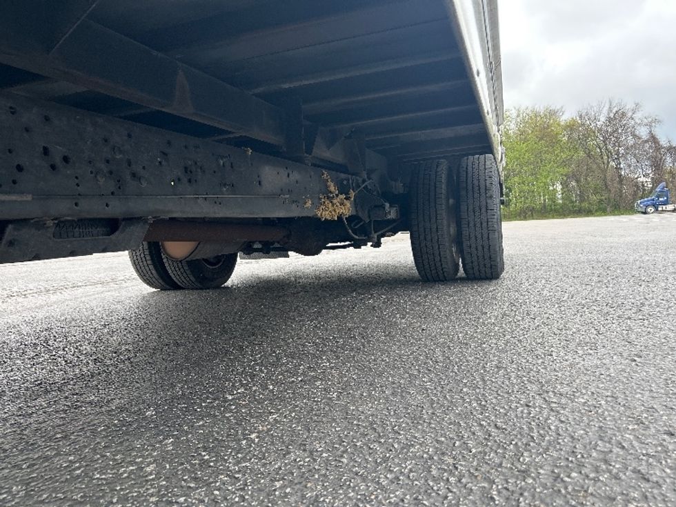 Light Duty Box Truck-Light and Medium Duty Trucks-Ford-2021-E350-Murfreesboro-TN-101,198\n\t\tmiles-$ 29,000 - Image 5