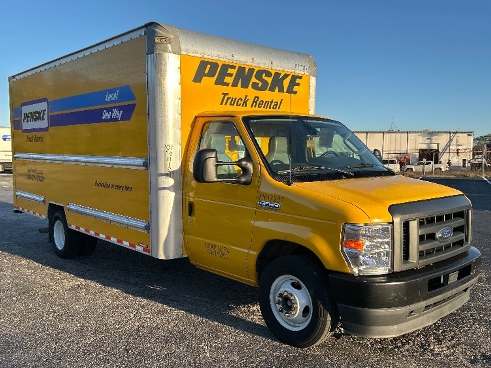 Light Duty Box Truck-Light and Medium Duty Trucks-Ford-2021-E350-Nashville (Mount Juliet)-TN-104,759\n\t\tmiles-$ 26,500 - Image 1