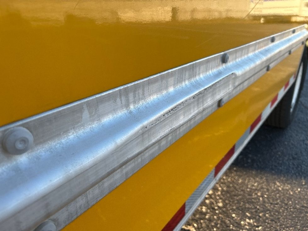 Light Duty Box Truck-Light and Medium Duty Trucks-Ford-2021-E350-Nashville (Mount Juliet)-TN-104,759\n\t\tmiles-$ 26,500 - Image 25