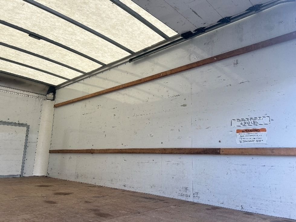 Light Duty Box Truck-Light and Medium Duty Trucks-Ford-2021-E350-Nashville-TN-109,957\n\t\tmiles-$ 28,500 - Image 10