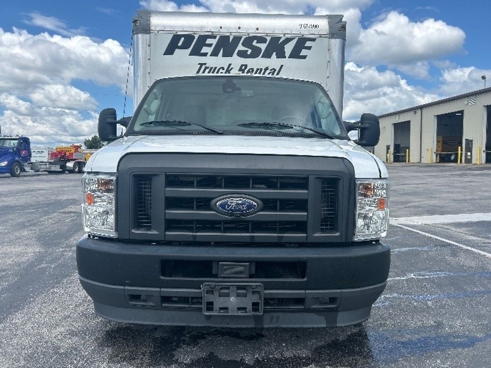 Light Duty Box Truck-Light and Medium Duty Trucks-Ford-2021-E350-Nashville-TN-109,957\n\t\tmiles-$ 28,500 - Image 2