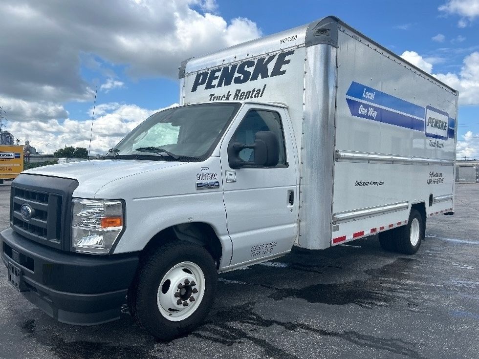 Light Duty Box Truck-Light and Medium Duty Trucks-Ford-2021-E350-Nashville-TN-109,957\n\t\tmiles-$ 28,500 - Image 3