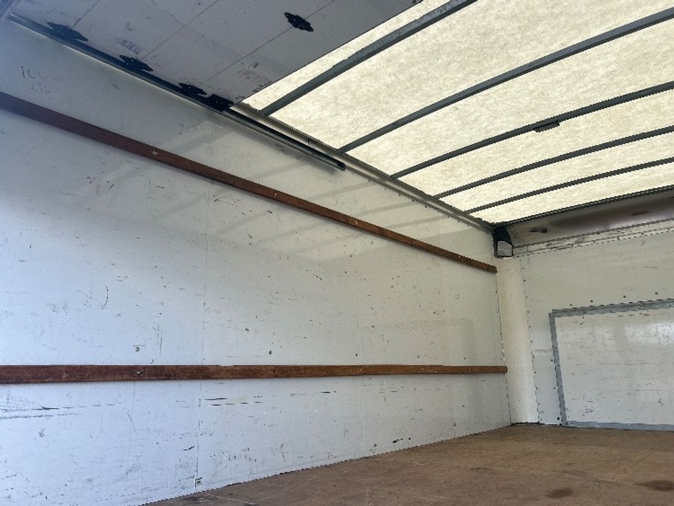 Light Duty Box Truck-Light and Medium Duty Trucks-Ford-2021-E350-Nashville-TN-109,957\n\t\tmiles-$ 28,500 - Image 9