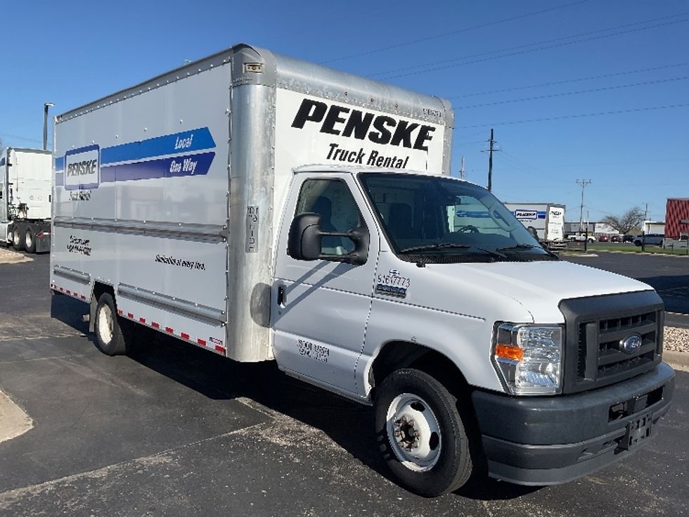 Light Duty Box Truck-Light and Medium Duty Trucks-Ford-2021-E350-Neenah-WI-94,210\n\t\tmiles-$ 28,000 - Image 1