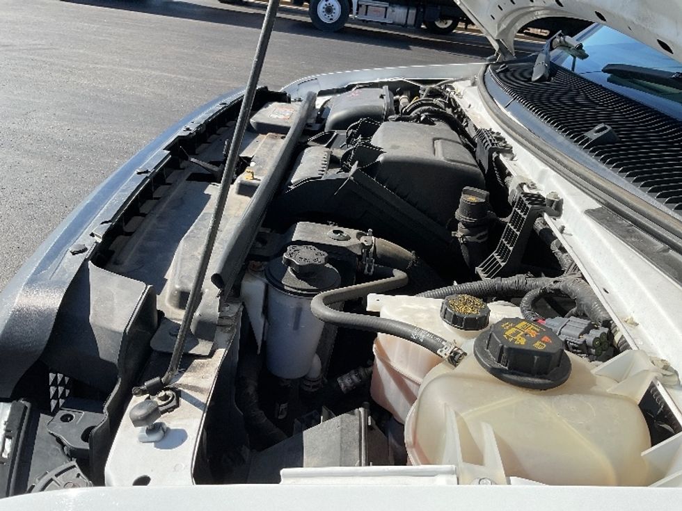 Light Duty Box Truck-Light and Medium Duty Trucks-Ford-2021-E350-Neenah-WI-94,210\n\t\tmiles-$ 28,000 - Image 22