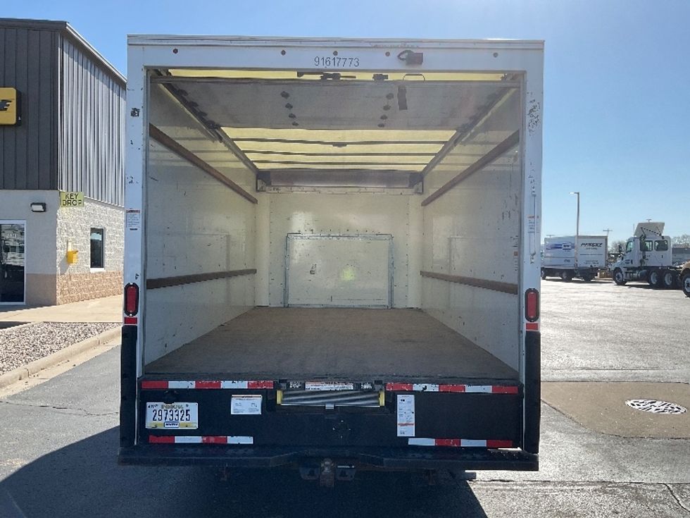 Light Duty Box Truck-Light and Medium Duty Trucks-Ford-2021-E350-Neenah-WI-94,210\n\t\tmiles-$ 28,000 - Image 7