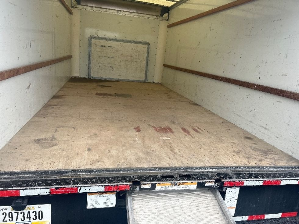 Light Duty Box Truck-Light and Medium Duty Trucks-Ford-2021-E350-Ocala-FL-90,709\n\t\tmiles-$ 31,000 - Image 10
