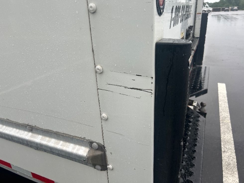 Light Duty Box Truck-Light and Medium Duty Trucks-Ford-2021-E350-Ocala-FL-90,709\n\t\tmiles-$ 31,000 - Image 29