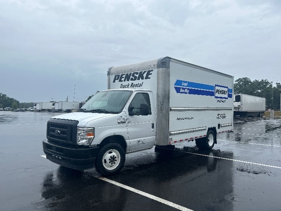 Light Duty Box Truck-Light and Medium Duty Trucks-Ford-2021-E350-Ocala-FL-90,709\n\t\tmiles-$ 31,000 - Image 3