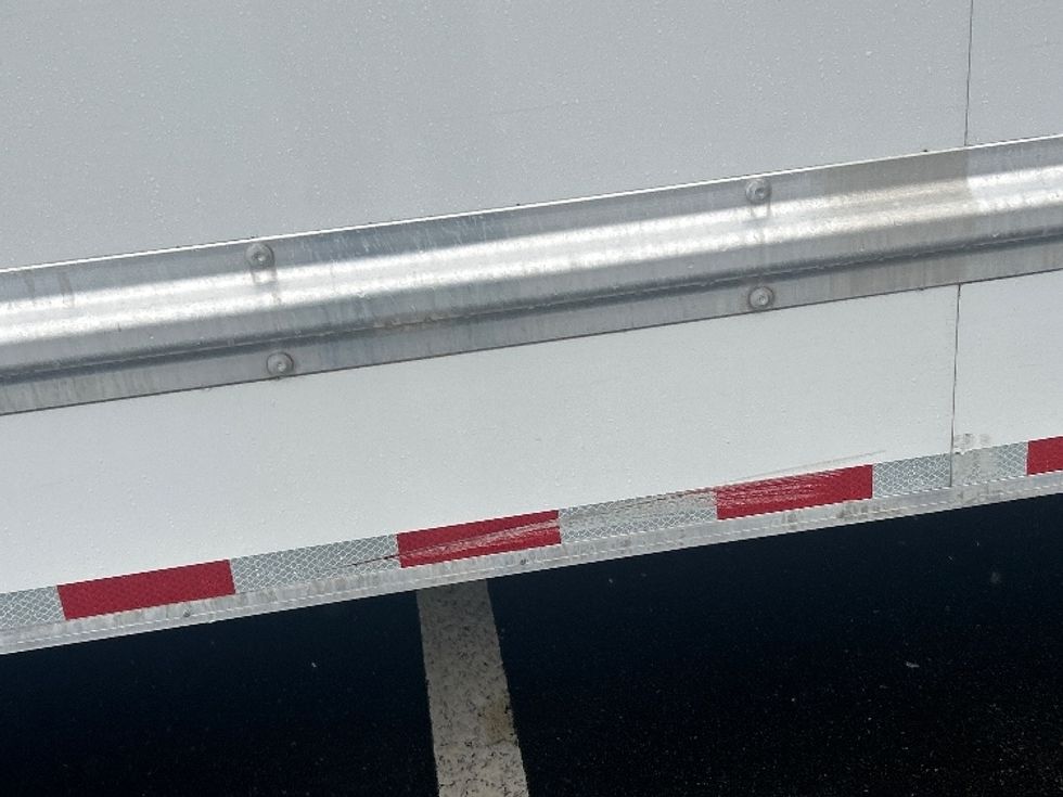 Light Duty Box Truck-Light and Medium Duty Trucks-Ford-2021-E350-Ocala-FL-90,709\n\t\tmiles-$ 31,000 - Image 31