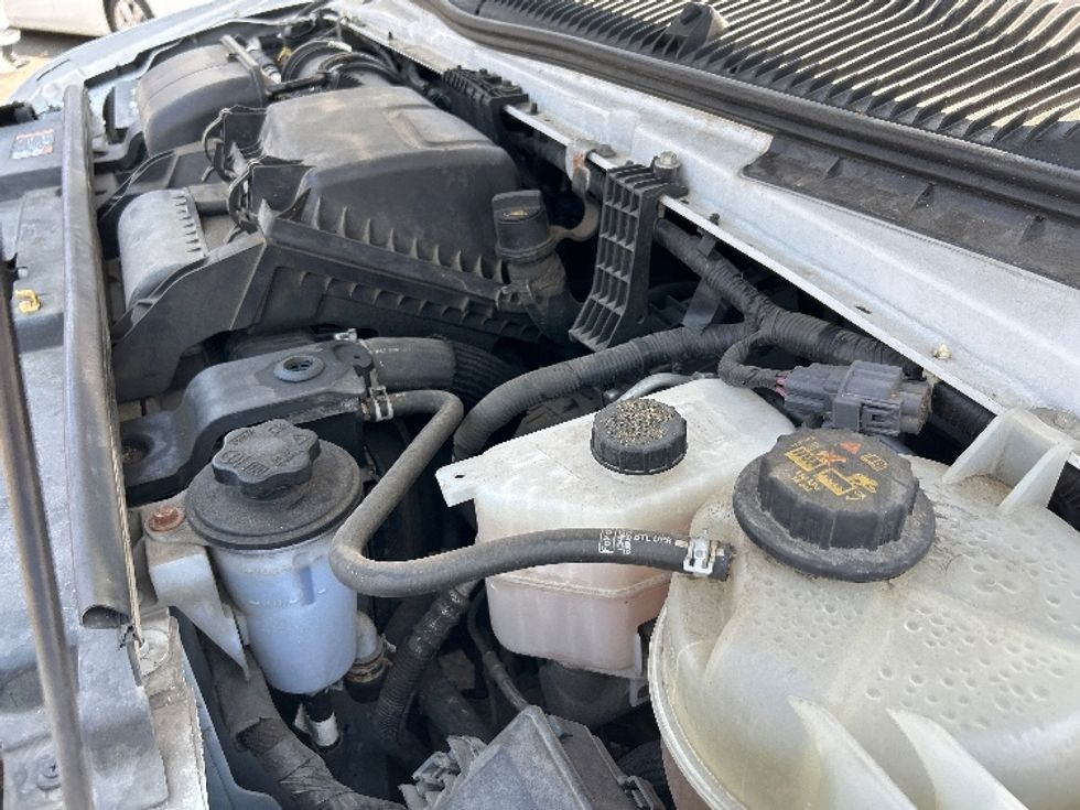 Light Duty Box Truck-Light and Medium Duty Trucks-Ford-2021-E350-Ontario-CA-100,184\n\t\tmiles-$ 29,500 - Image 24