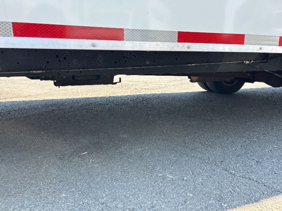 Light Duty Box Truck-Light and Medium Duty Trucks-Ford-2021-E350-Ontario-CA-100,184\n\t\tmiles-$ 29,500 - Image 5