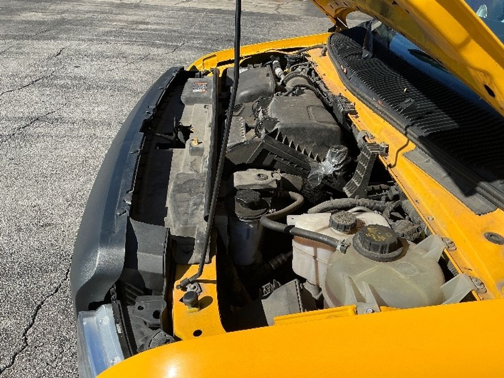 Light Duty Box Truck-Light and Medium Duty Trucks-Ford-2021-E350-Orlando-FL-100,322\n\t\tmiles-$ 27,250 - Image 23