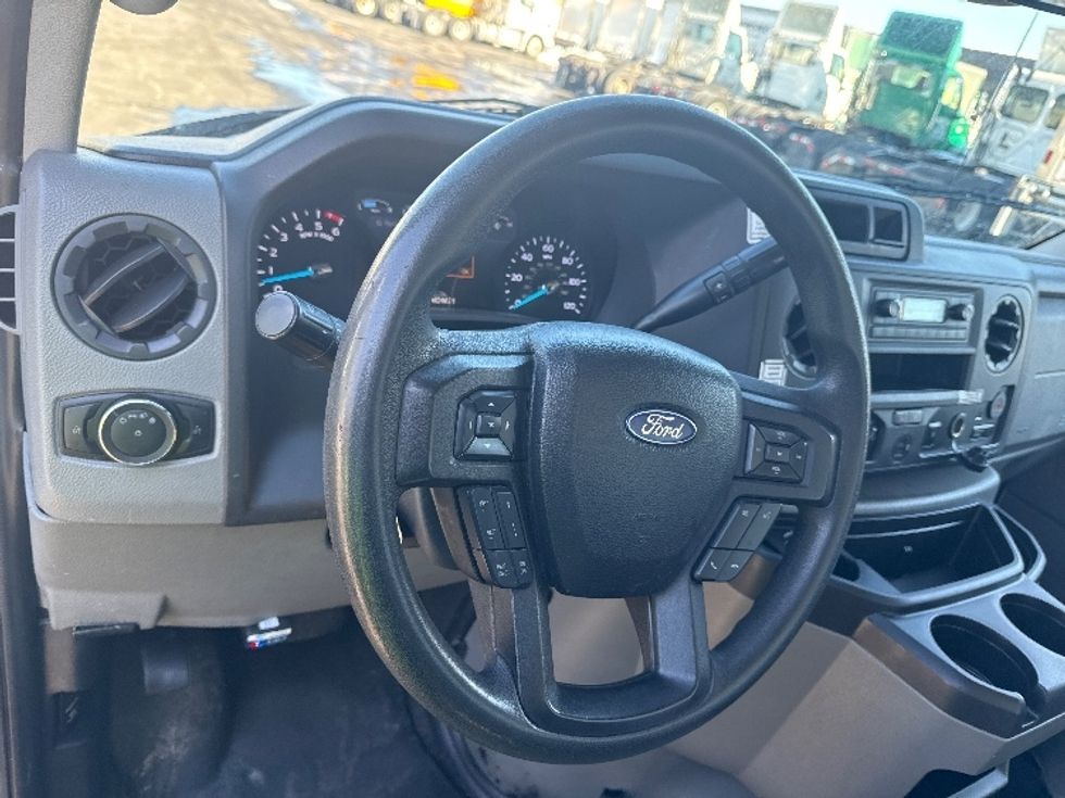 Light Duty Box Truck-Light and Medium Duty Trucks-Ford-2021-E350-Parsippany-NJ-95,013\n\t\tmiles-$ 28,250 - Image 13