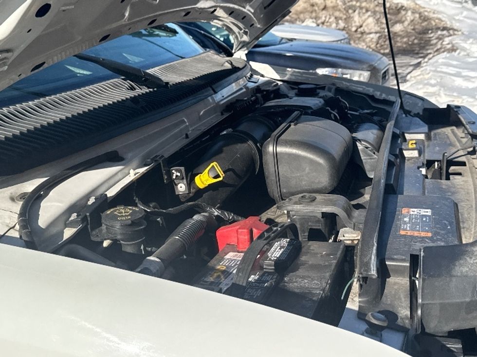 Light Duty Box Truck-Light and Medium Duty Trucks-Ford-2021-E350-Parsippany-NJ-95,013\n\t\tmiles-$ 28,250 - Image 18