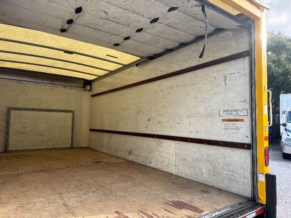 Light Duty Box Truck-Light and Medium Duty Trucks-Ford-2021-E350-Pensacola-FL-103,252\n\t\tmiles-$ 26,750 - Image 12