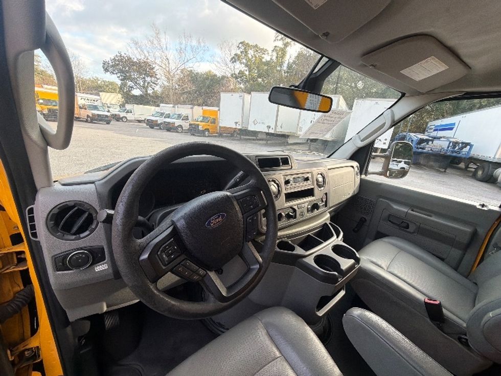 Light Duty Box Truck-Light and Medium Duty Trucks-Ford-2021-E350-Pensacola-FL-103,252\n\t\tmiles-$ 26,750 - Image 18