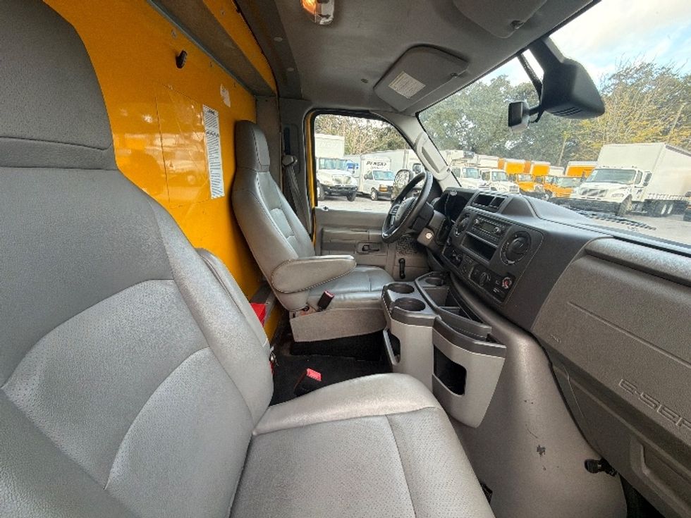 Light Duty Box Truck-Light and Medium Duty Trucks-Ford-2021-E350-Pensacola-FL-103,252\n\t\tmiles-$ 26,750 - Image 22