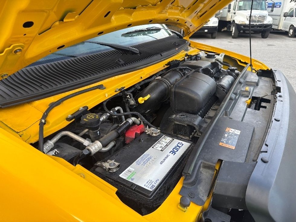 Light Duty Box Truck-Light and Medium Duty Trucks-Ford-2021-E350-Pensacola-FL-103,252\n\t\tmiles-$ 26,750 - Image 23