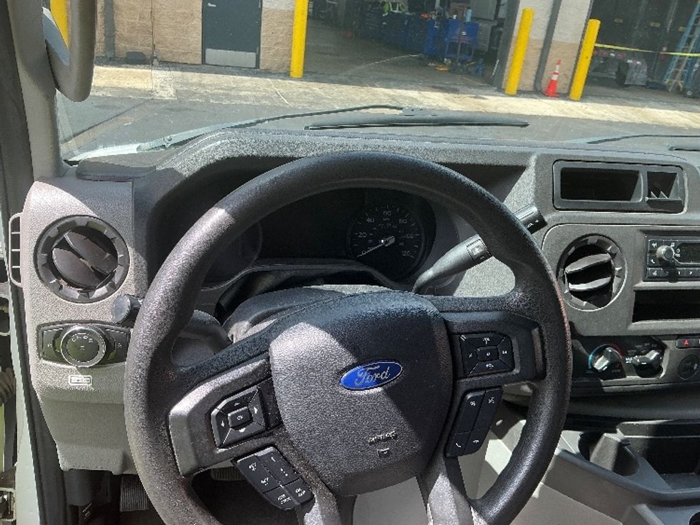 Light Duty Box Truck-Light and Medium Duty Trucks-Ford-2021-E350-Pensacola-FL-95,158\n\t\tmiles-$ 31,000 - Image 17