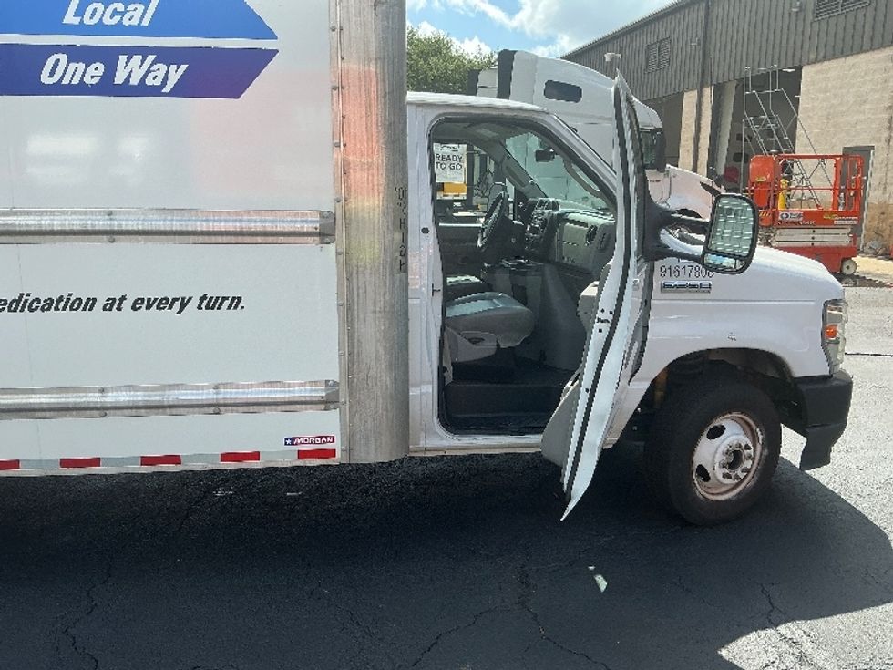 Light Duty Box Truck-Light and Medium Duty Trucks-Ford-2021-E350-Pensacola-FL-95,158\n\t\tmiles-$ 31,000 - Image 19