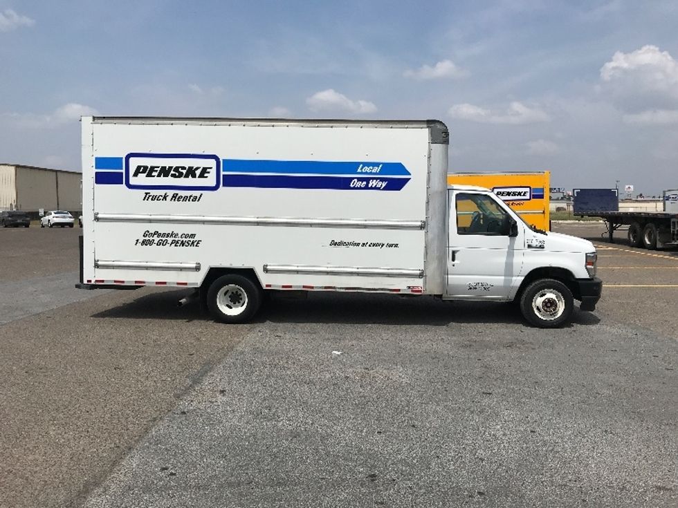 Light Duty Box Truck-Light and Medium Duty Trucks-Ford-2021-E350-Pharr-TX-84,836\n\t\tmiles-$ 31,000 - Image 14