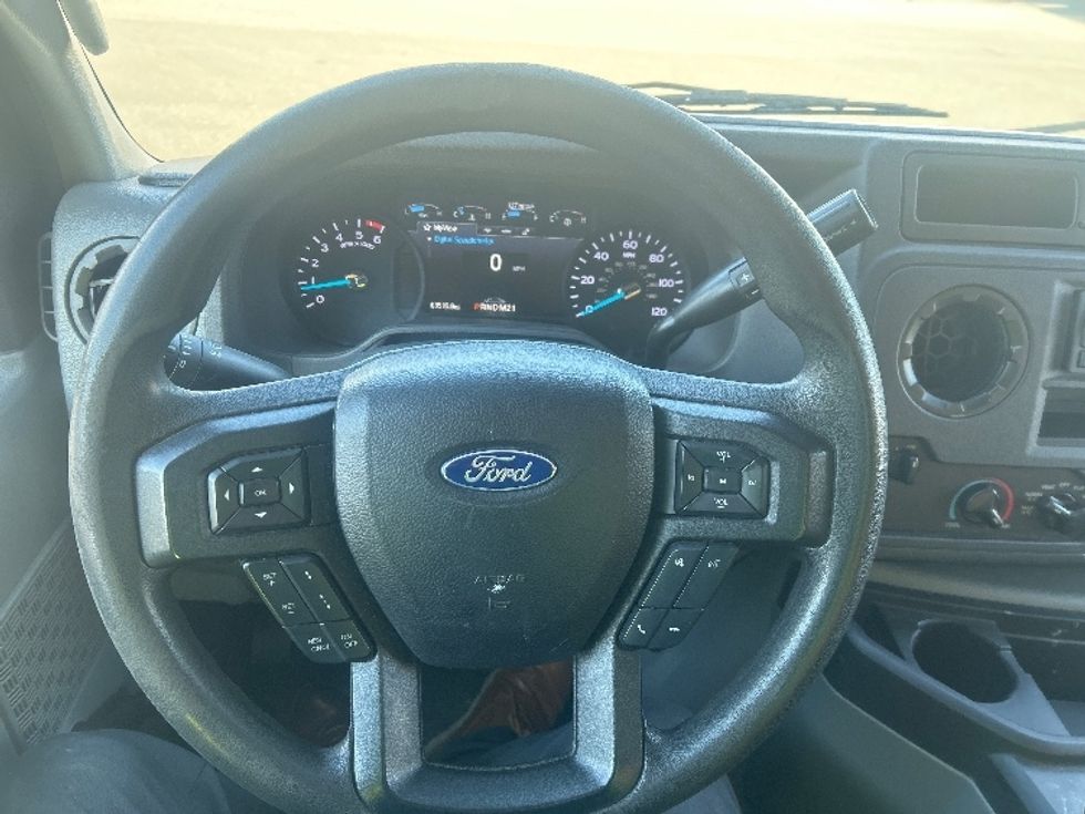 Light Duty Box Truck-Light and Medium Duty Trucks-Ford-2021-E350-Philadelphia-PA-63,534\n\t\tmiles-$ 29,250 - Image 18