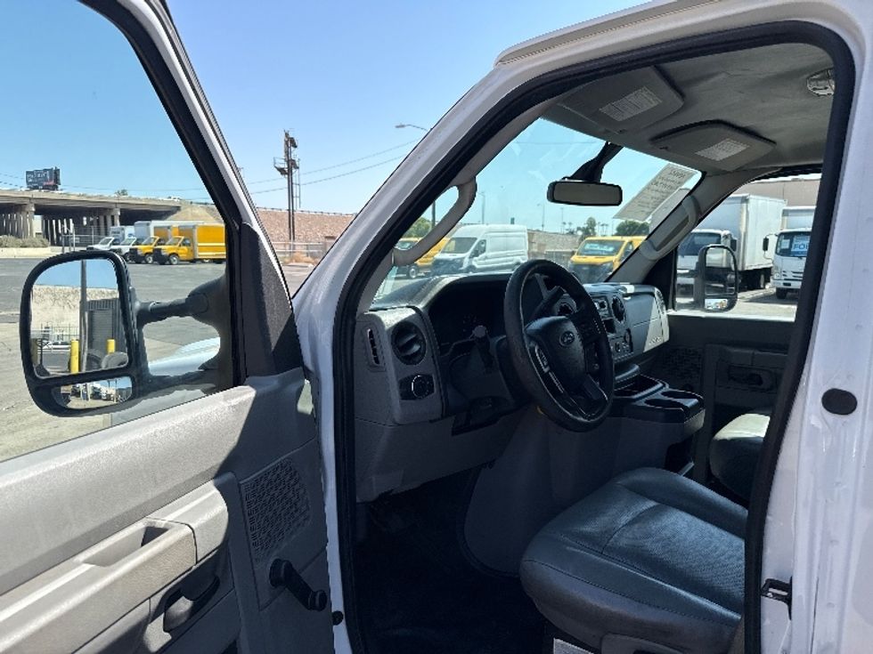 Light Duty Box Truck-Light and Medium Duty Trucks-Ford-2021-E350-Phoenix-AZ-179,396\n\t\tmiles-$ 16,750 - Image 15