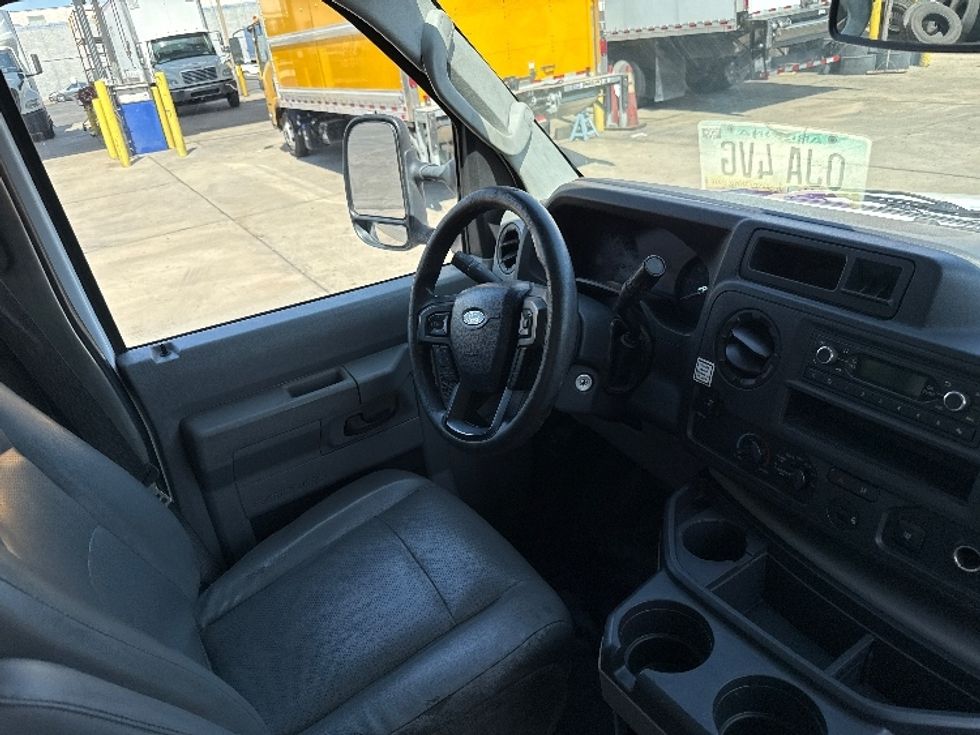 Light Duty Box Truck-Light and Medium Duty Trucks-Ford-2021-E350-Phoenix-AZ-179,396\n\t\tmiles-$ 16,750 - Image 21