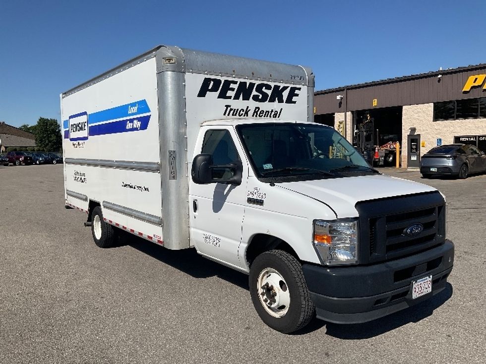 Light Duty Box Truck-Light and Medium Duty Trucks-Ford-2021-E350-Piqua-OH-105,818\n\t\tmiles-$ 27,000 - Image 1