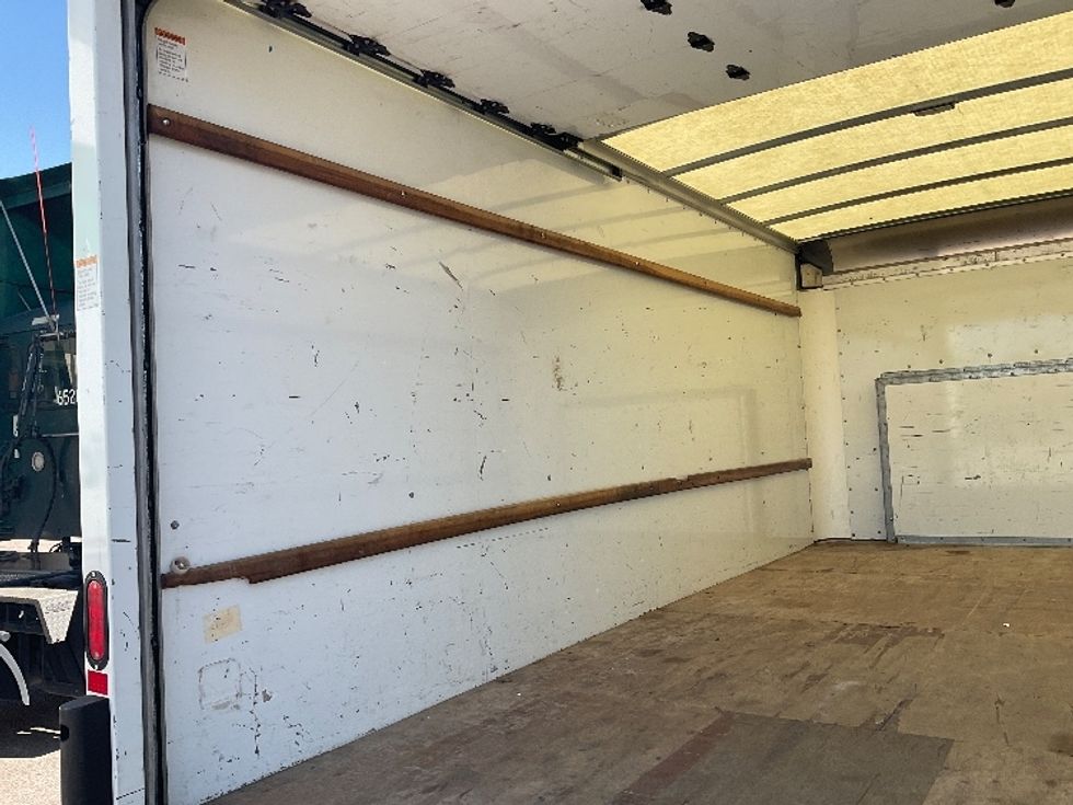 Light Duty Box Truck-Light and Medium Duty Trucks-Ford-2021-E350-Piqua-OH-105,818\n\t\tmiles-$ 27,000 - Image 10