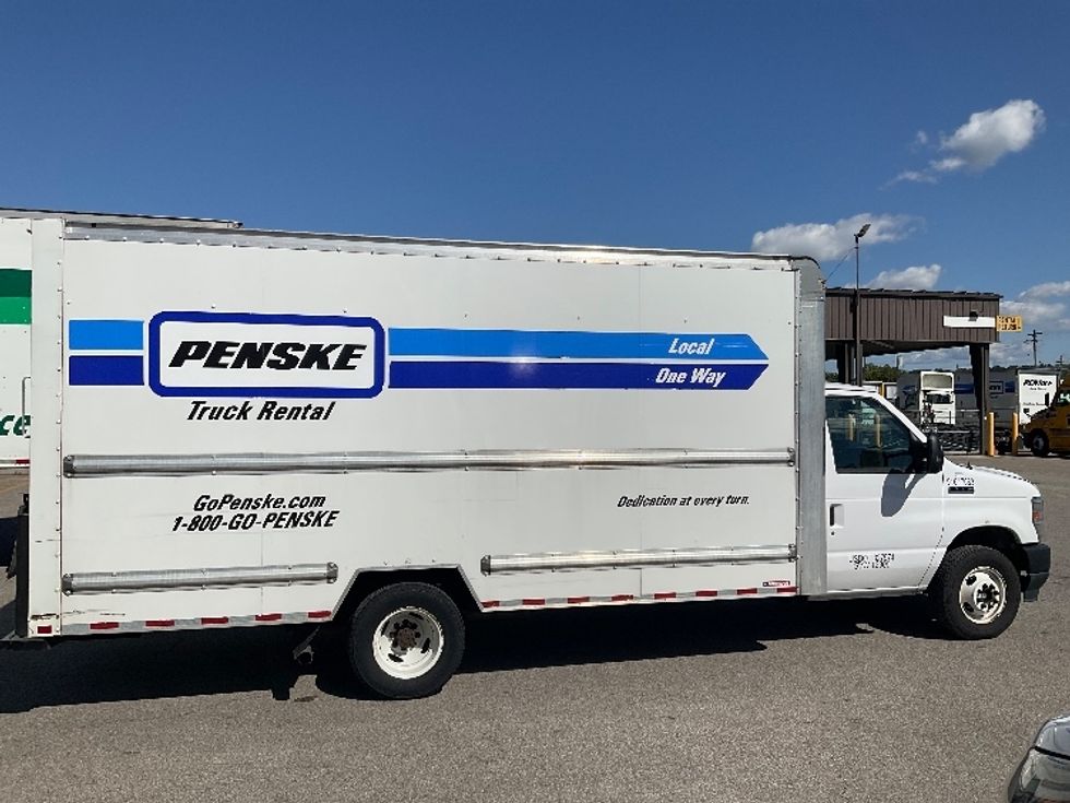 Light Duty Box Truck-Light and Medium Duty Trucks-Ford-2021-E350-Piqua-OH-105,818\n\t\tmiles-$ 27,000 - Image 14