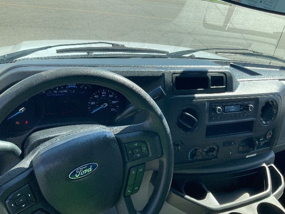 Light Duty Box Truck-Light and Medium Duty Trucks-Ford-2021-E350-Piqua-OH-105,818\n\t\tmiles-$ 27,000 - Image 17