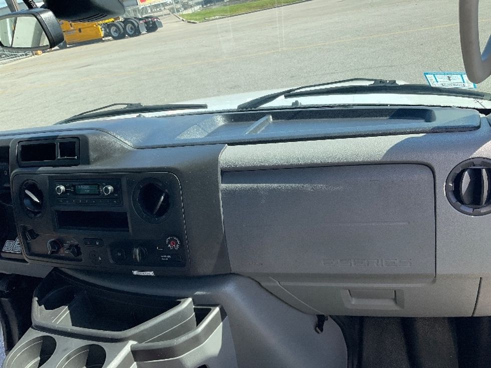Light Duty Box Truck-Light and Medium Duty Trucks-Ford-2021-E350-Piqua-OH-105,818\n\t\tmiles-$ 27,000 - Image 20