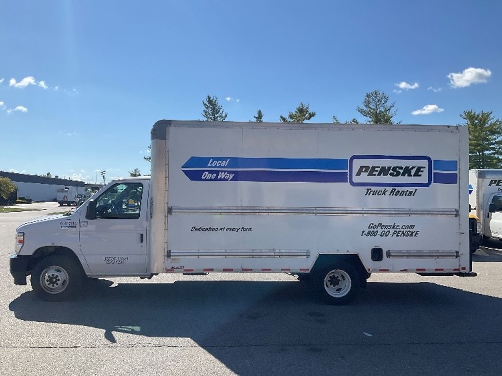 Light Duty Box Truck-Light and Medium Duty Trucks-Ford-2021-E350-Piqua-OH-105,818\n\t\tmiles-$ 27,000 - Image 4