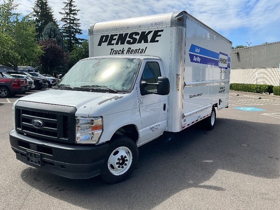 Light Duty Box Truck-Light and Medium Duty Trucks-Ford-2021-E350-Portland-OR-129,872\n\t\tmiles-$ 22,250 - Image 3