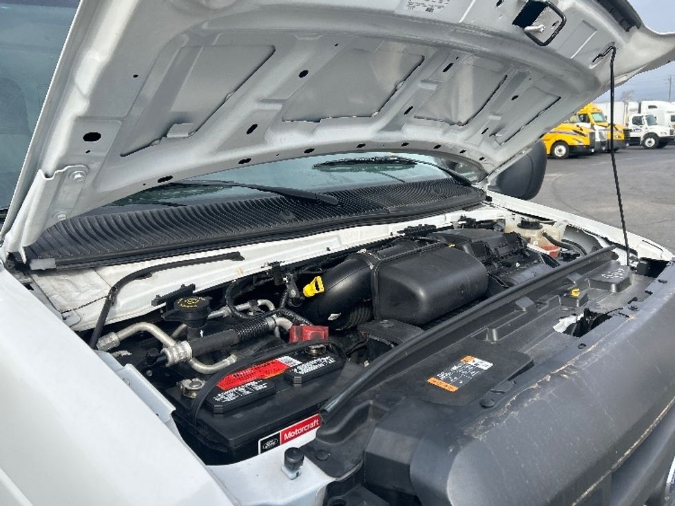 Light Duty Box Truck-Light and Medium Duty Trucks-Ford-2021-E350-Richmond-VA-106,679\n\t\tmiles-$ 29,500 - Image 23