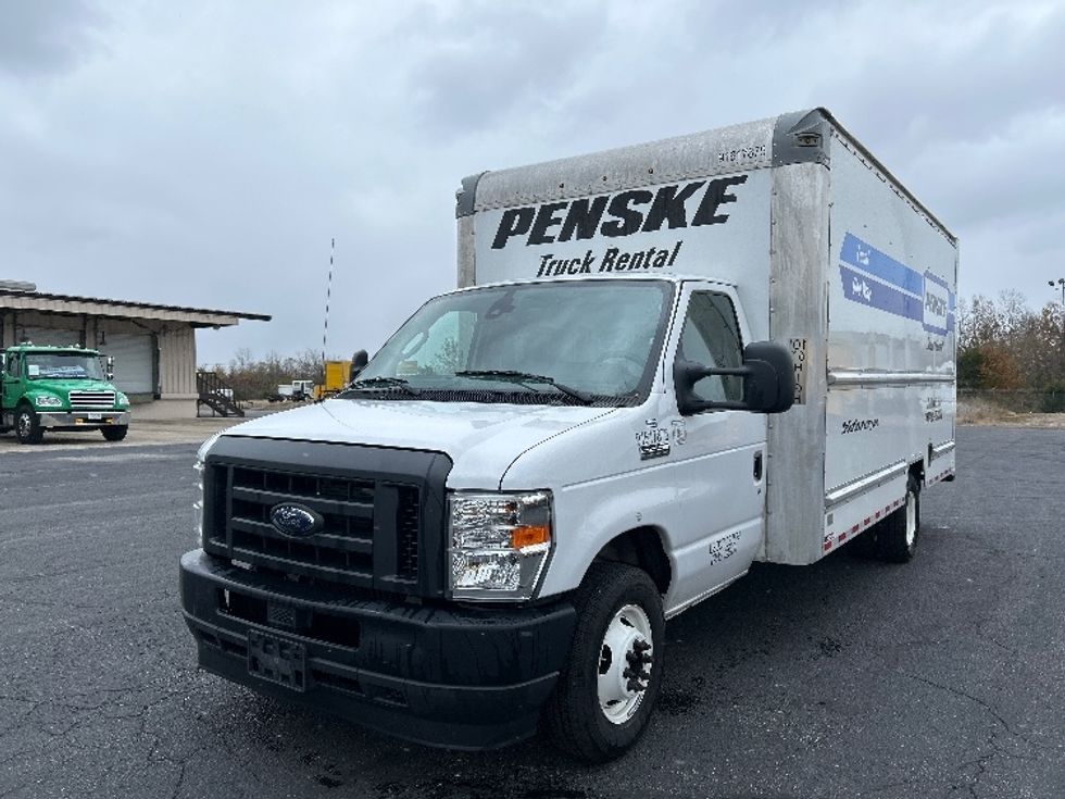 Light Duty Box Truck-Light and Medium Duty Trucks-Ford-2021-E350-Richmond-VA-106,679\n\t\tmiles-$ 29,500 - Image 3
