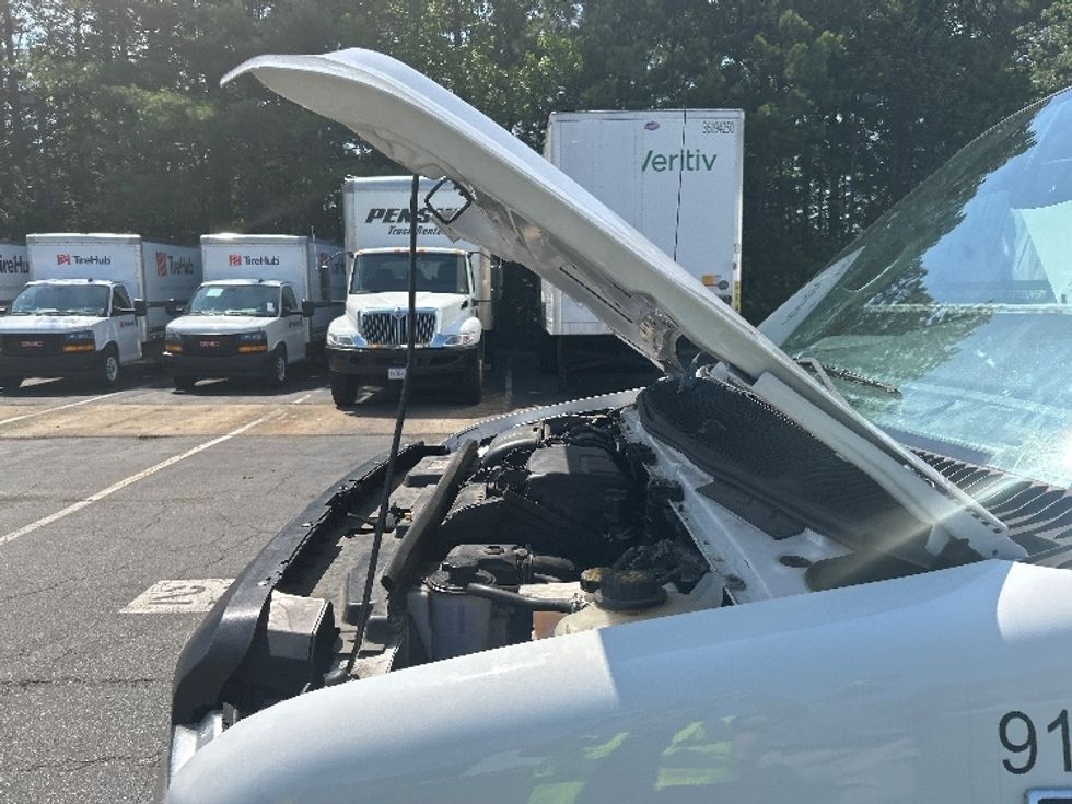 Light Duty Box Truck-Light and Medium Duty Trucks-Ford-2021-E350-Richmond-VA-80,341\n\t\tmiles-$ 32,500 - Image 24