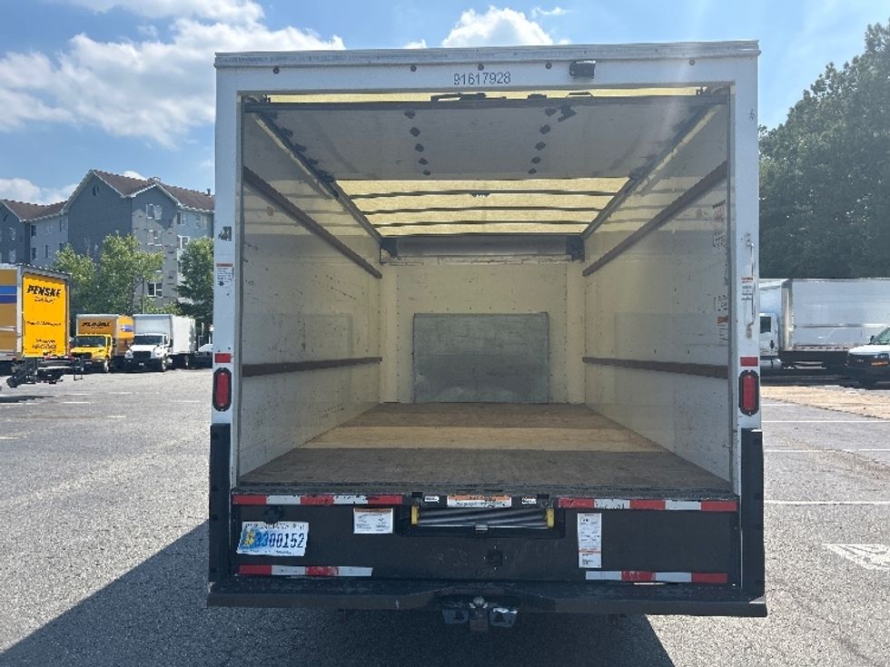 Light Duty Box Truck-Light and Medium Duty Trucks-Ford-2021-E350-Richmond-VA-80,341\n\t\tmiles-$ 32,500 - Image 8