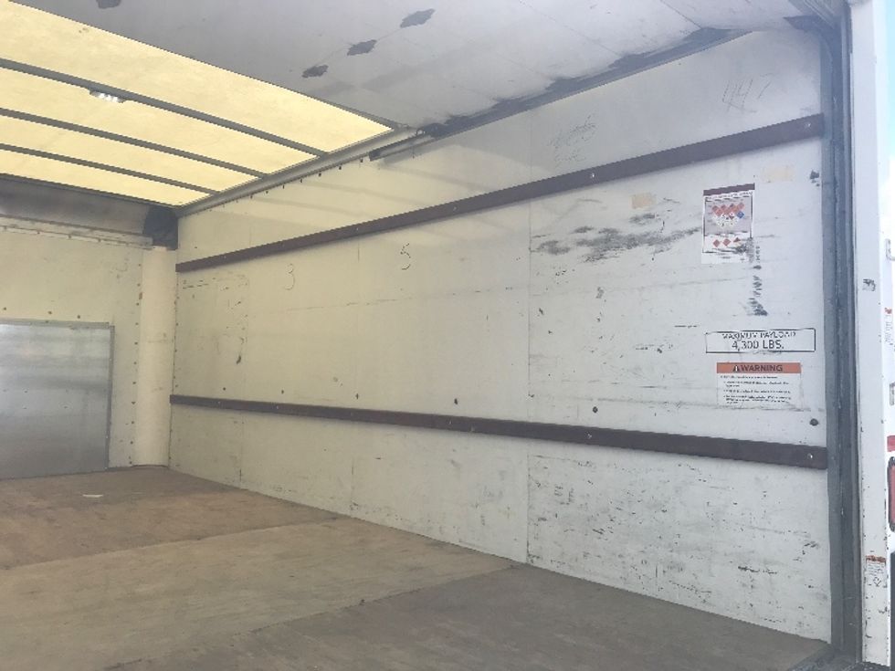 Light Duty Box Truck-Light and Medium Duty Trucks-Ford-2021-E350-Richmond-VA-87,012\n\t\tmiles-$ 31,250 - Image 12