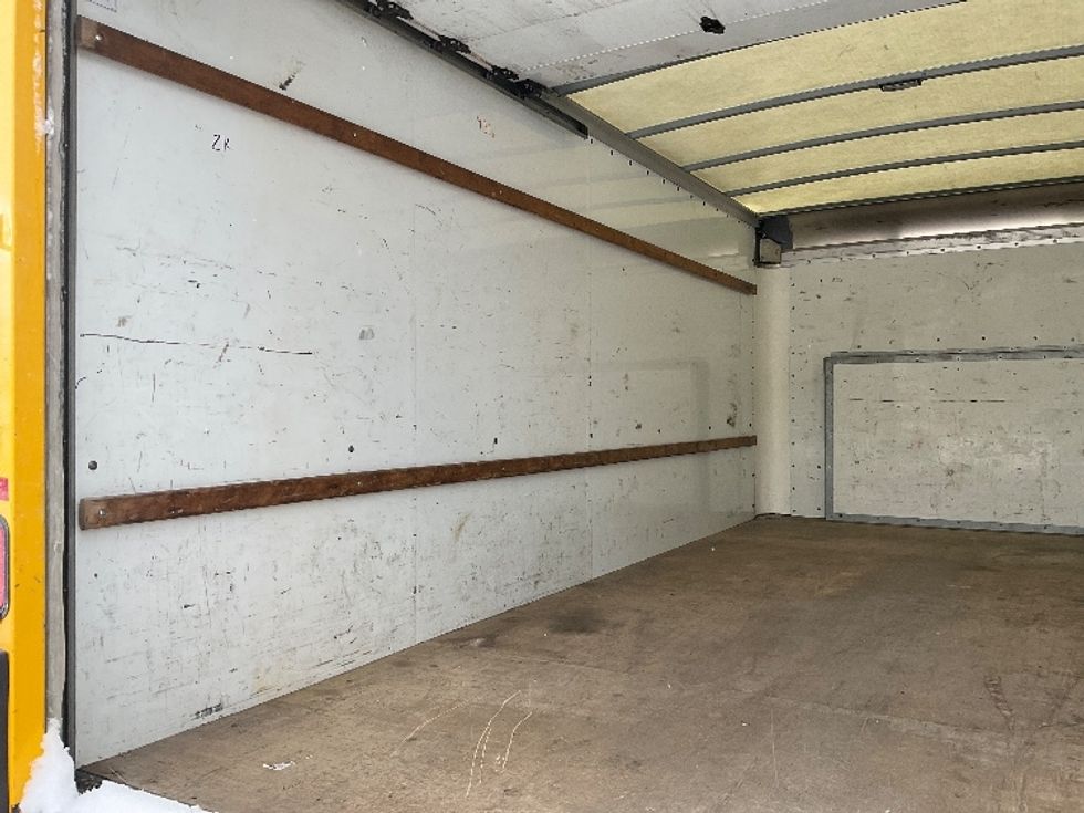 Light Duty Box Truck-Light and Medium Duty Trucks-Ford-2021-E350-Romulus-MI-99,657\n\t\tmiles-$ 25,750 - Image 11