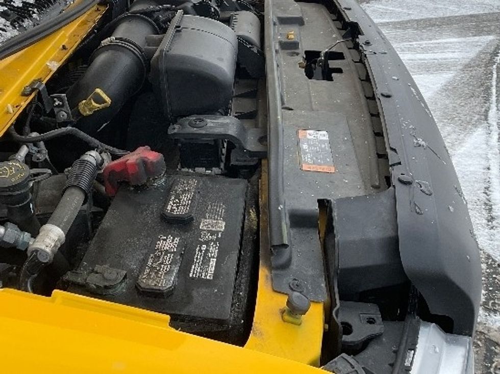 Light Duty Box Truck-Light and Medium Duty Trucks-Ford-2021-E350-Romulus-MI-99,657\n\t\tmiles-$ 25,750 - Image 23