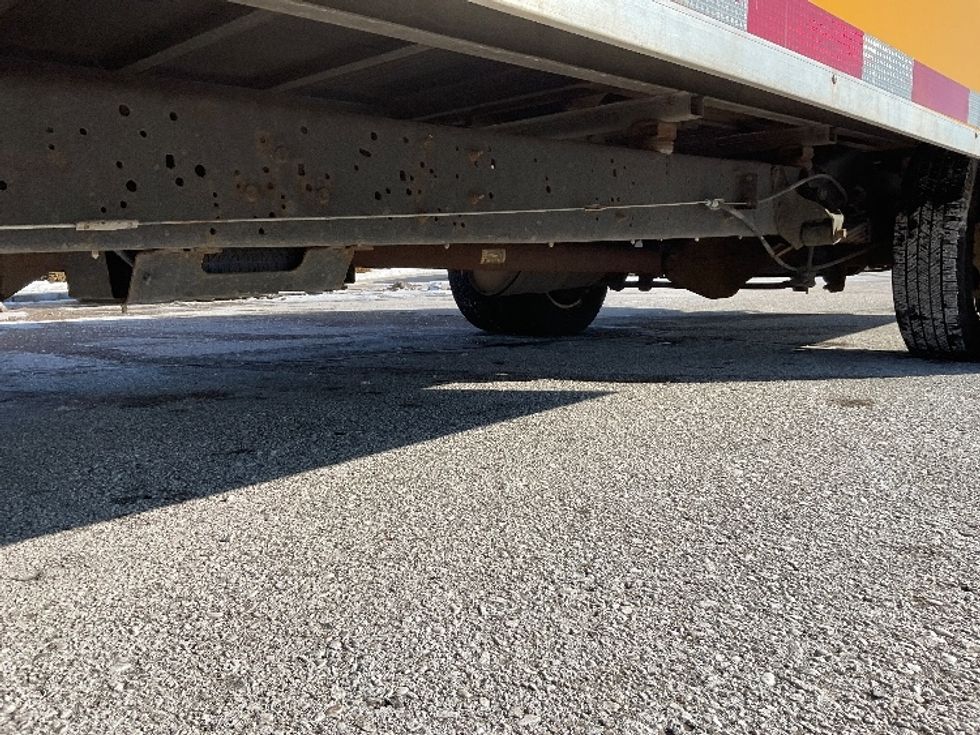 Light Duty Box Truck-Light and Medium Duty Trucks-Ford-2021-E350-Romulus-MI-99,657\n\t\tmiles-$ 25,750 - Image 5