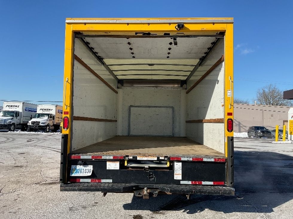 Light Duty Box Truck-Light and Medium Duty Trucks-Ford-2021-E350-Romulus-MI-99,657\n\t\tmiles-$ 25,750 - Image 8