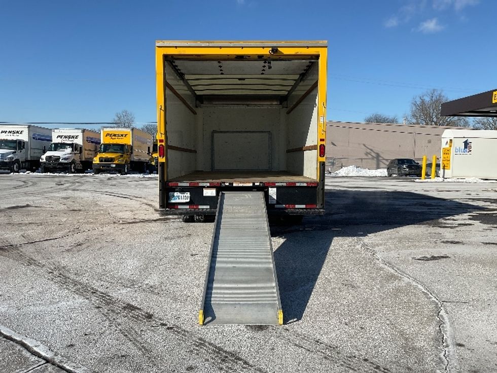 Light Duty Box Truck-Light and Medium Duty Trucks-Ford-2021-E350-Romulus-MI-99,657\n\t\tmiles-$ 25,750 - Image 9