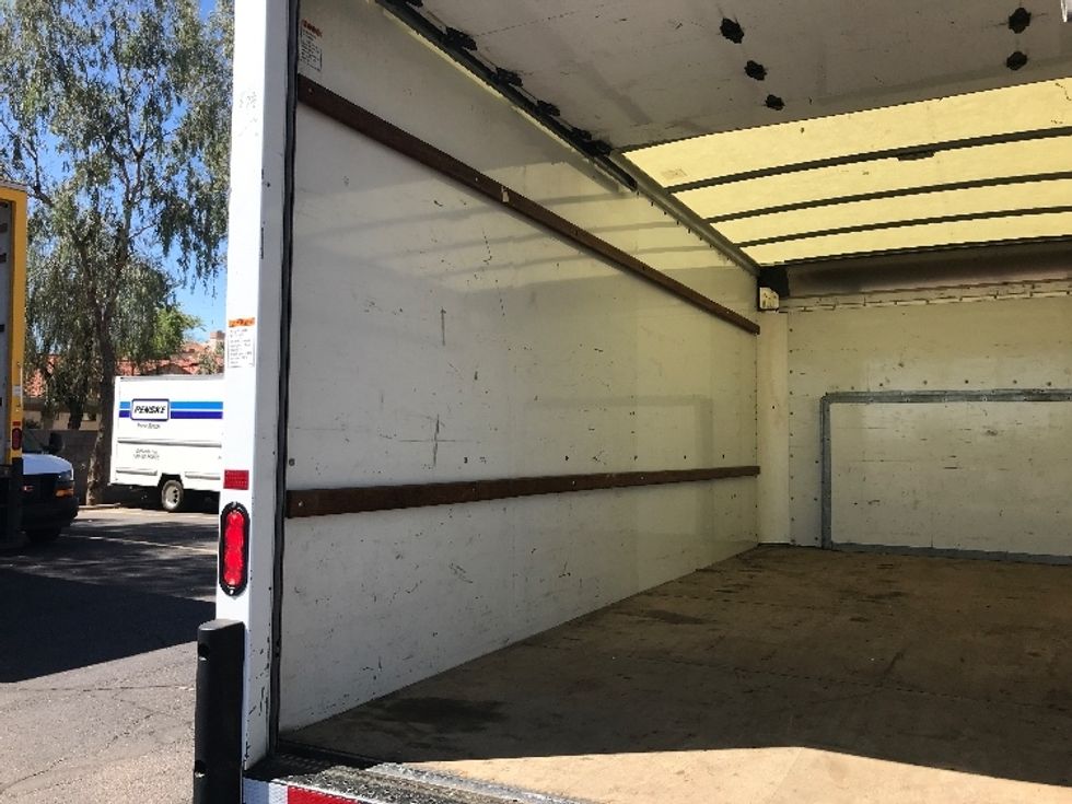 Light Duty Box Truck-Light and Medium Duty Trucks-Ford-2021-E350-Roseville-MN-99,774\n\t\tmiles-$ 28,500 - Image 10