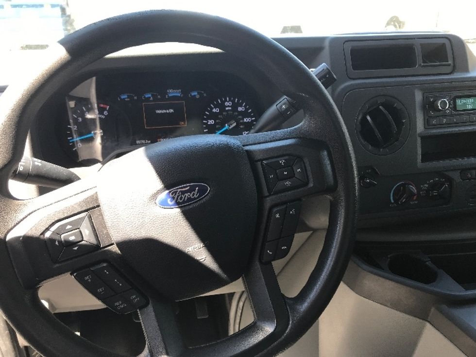 Light Duty Box Truck-Light and Medium Duty Trucks-Ford-2021-E350-Roseville-MN-99,774\n\t\tmiles-$ 28,500 - Image 17