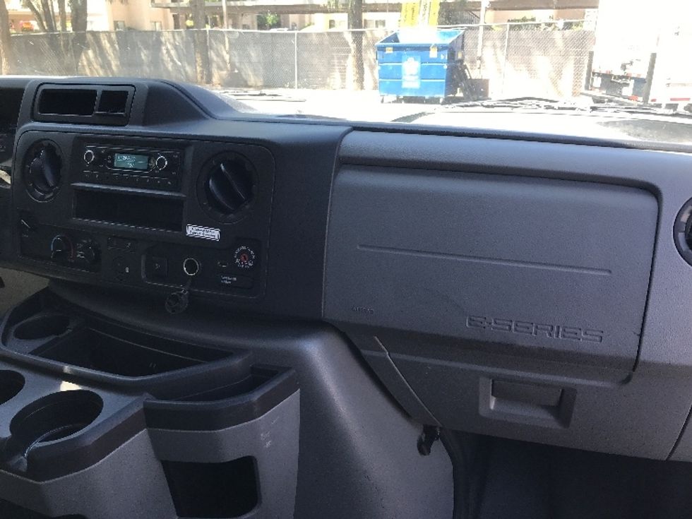 Light Duty Box Truck-Light and Medium Duty Trucks-Ford-2021-E350-Roseville-MN-99,774\n\t\tmiles-$ 28,500 - Image 20